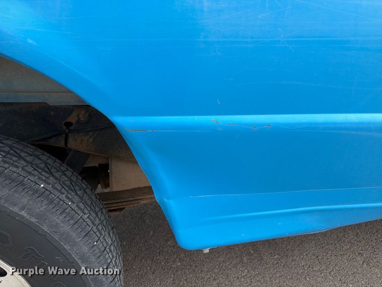 image for item FI2045 2004 Ford Ranger pickup truck