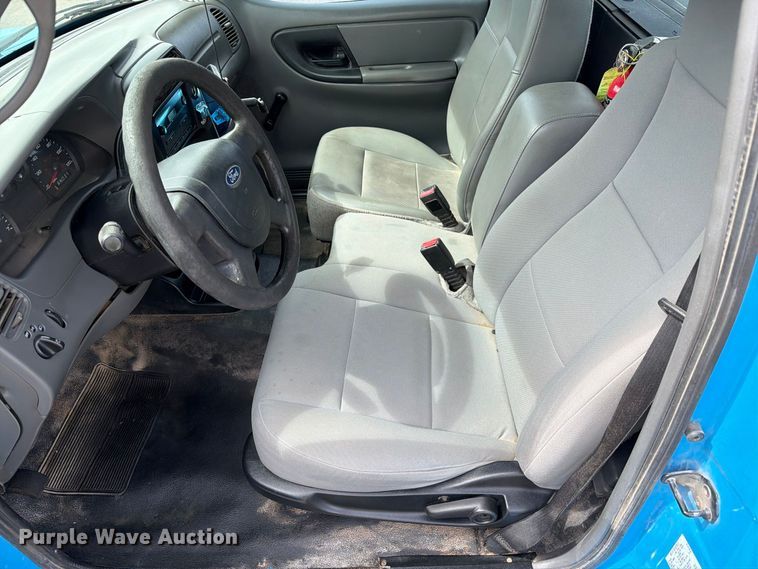 image for item FI2045 2004 Ford Ranger pickup truck