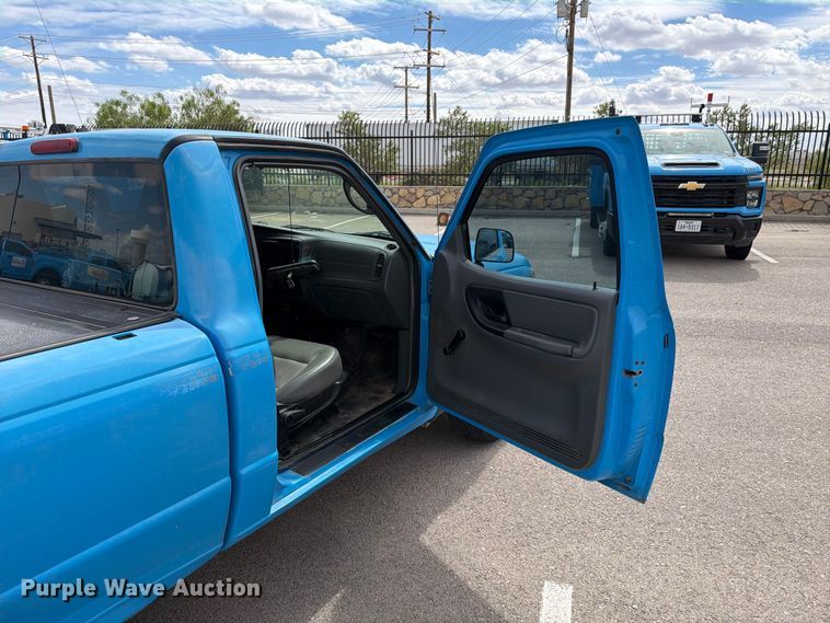 image for item FI2045 2004 Ford Ranger pickup truck