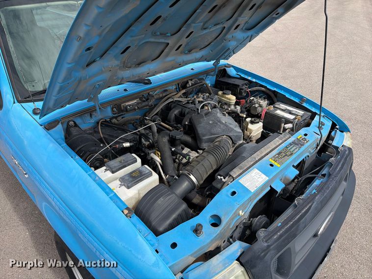 image for item FI2045 2004 Ford Ranger pickup truck