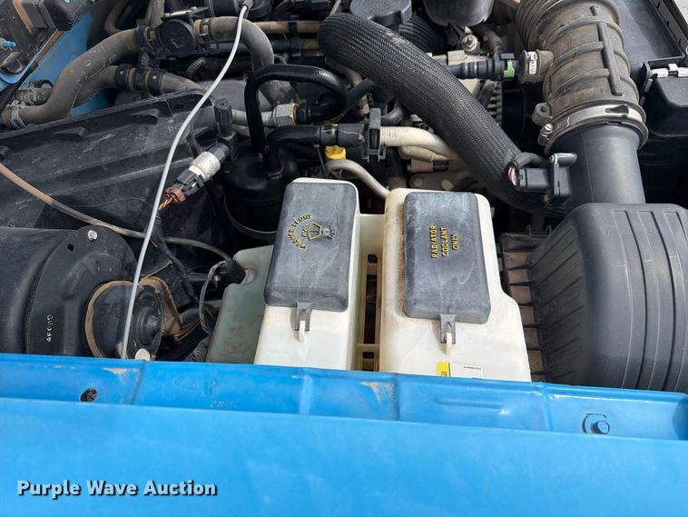 image for item FI2045 2004 Ford Ranger pickup truck