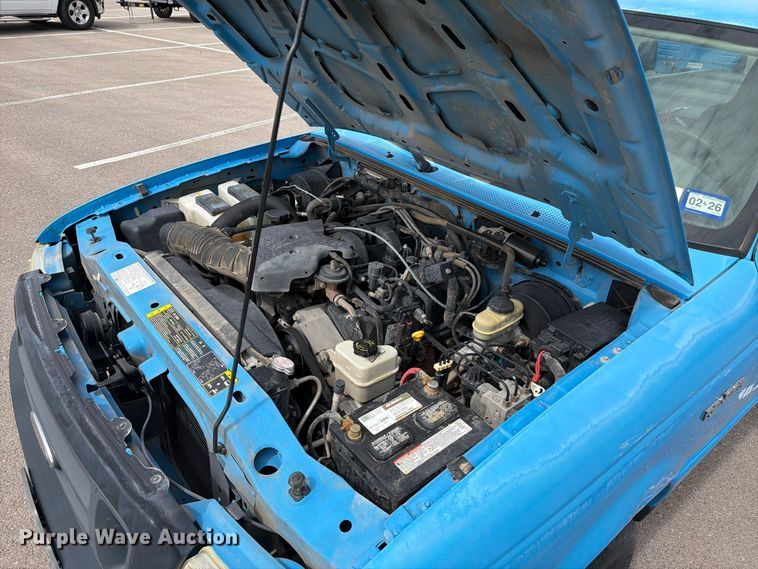 image for item FI2045 2004 Ford Ranger pickup truck