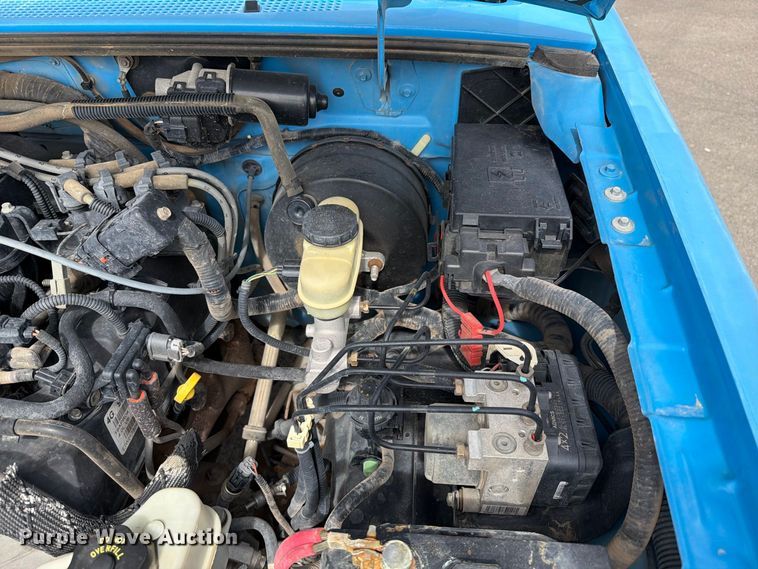 image for item FI2045 2004 Ford Ranger pickup truck