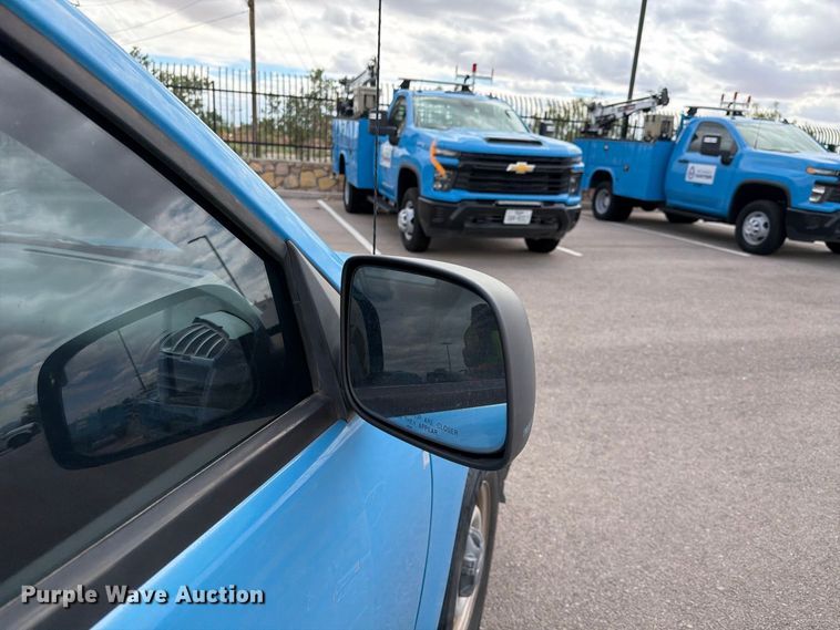 image for item FI2048 2007 Chevrolet Colorado pickup truck