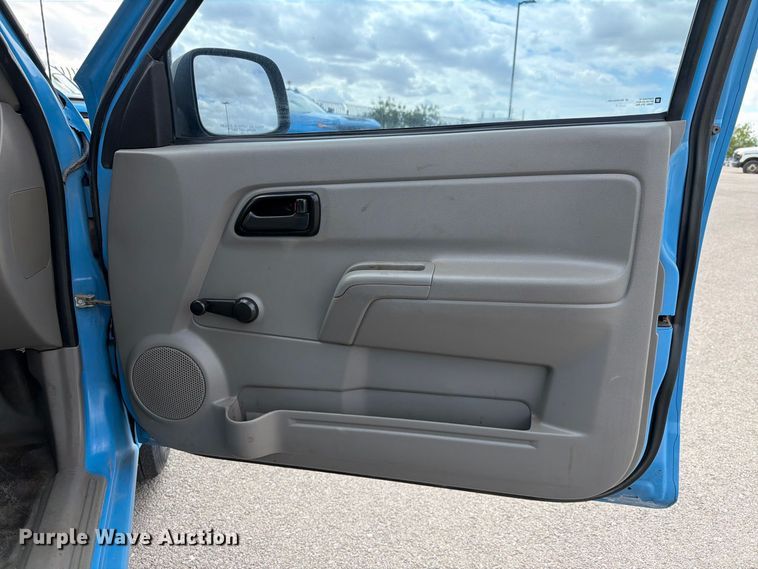 image for item FI2048 2007 Chevrolet Colorado pickup truck