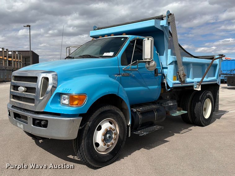 image for item FI2049 2008 Ford F-650 XL dump truck