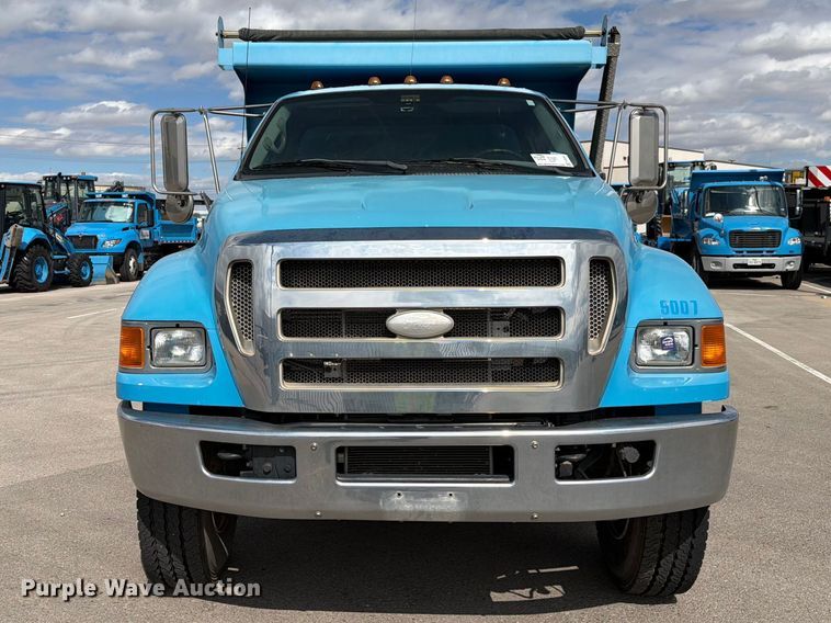 image for item FI2049 2008 Ford F-650 XL dump truck