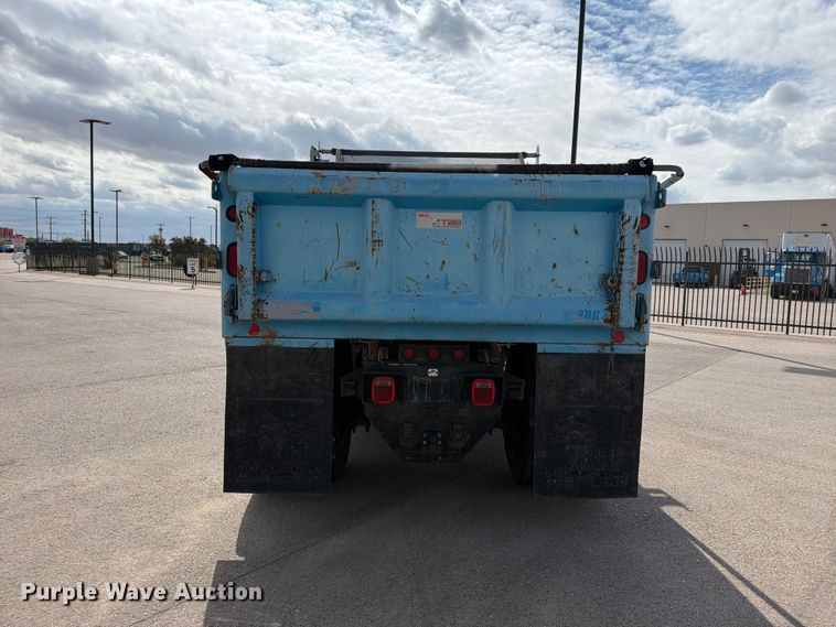 image for item FI2049 2008 Ford F-650 XL dump truck