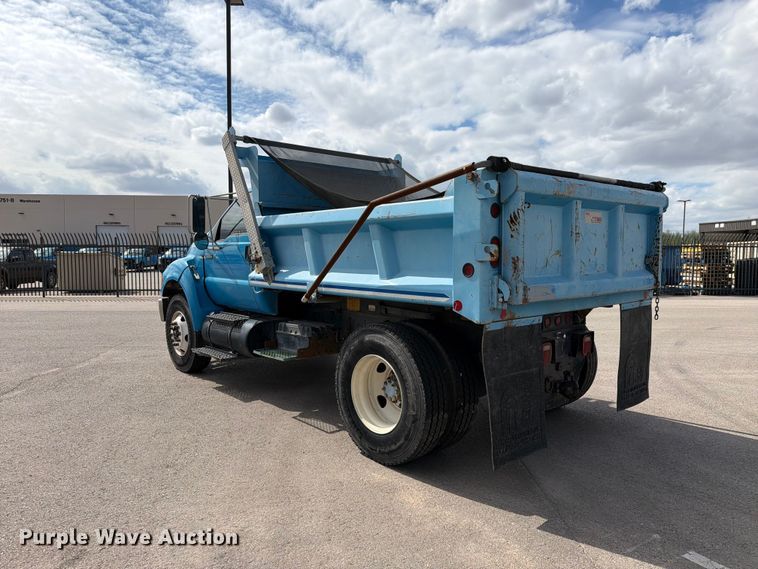 image for item FI2049 2008 Ford F-650 XL dump truck