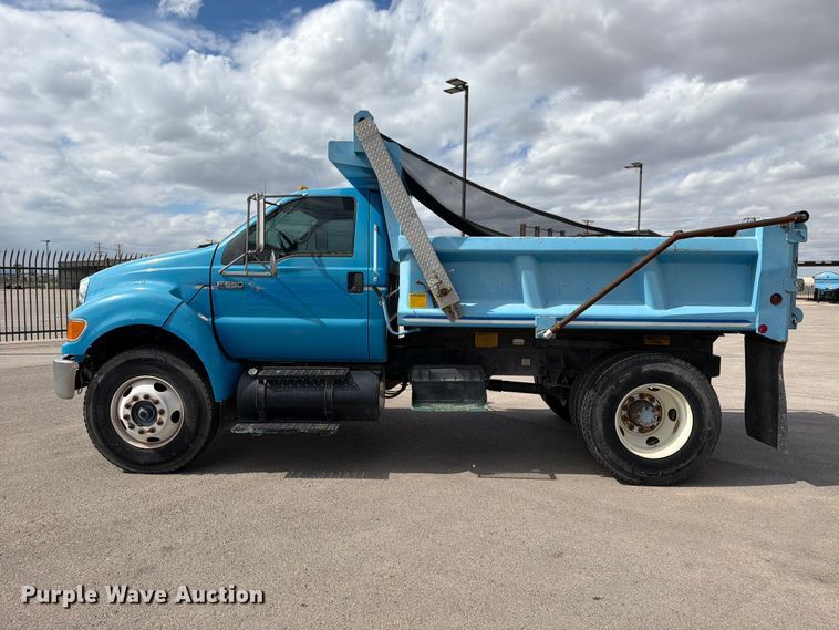 image for item FI2049 2008 Ford F-650 XL dump truck