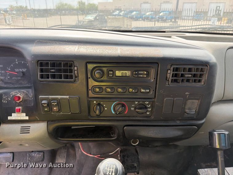 image for item FI2049 2008 Ford F-650 XL dump truck