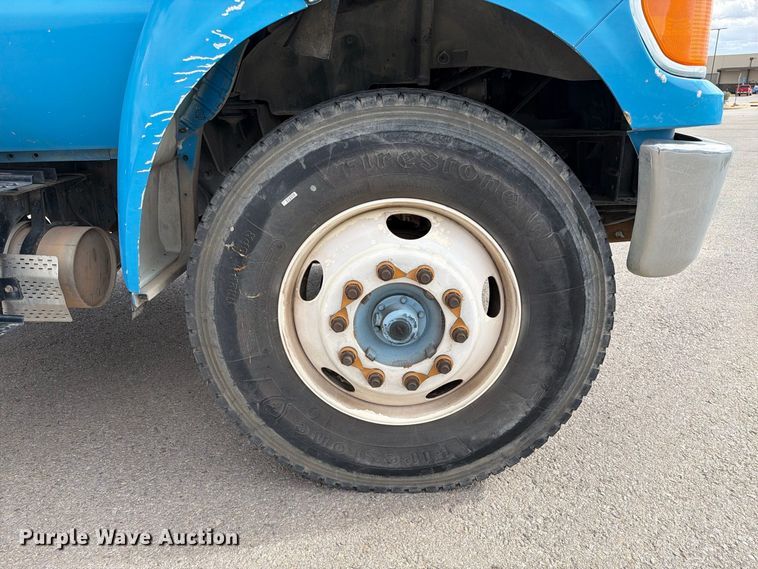 image for item FI2049 2008 Ford F-650 XL dump truck