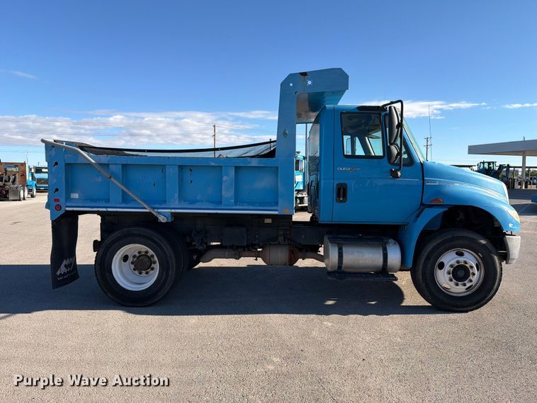 image for item FI2050 2013 International DuraStar 4300 dump truck