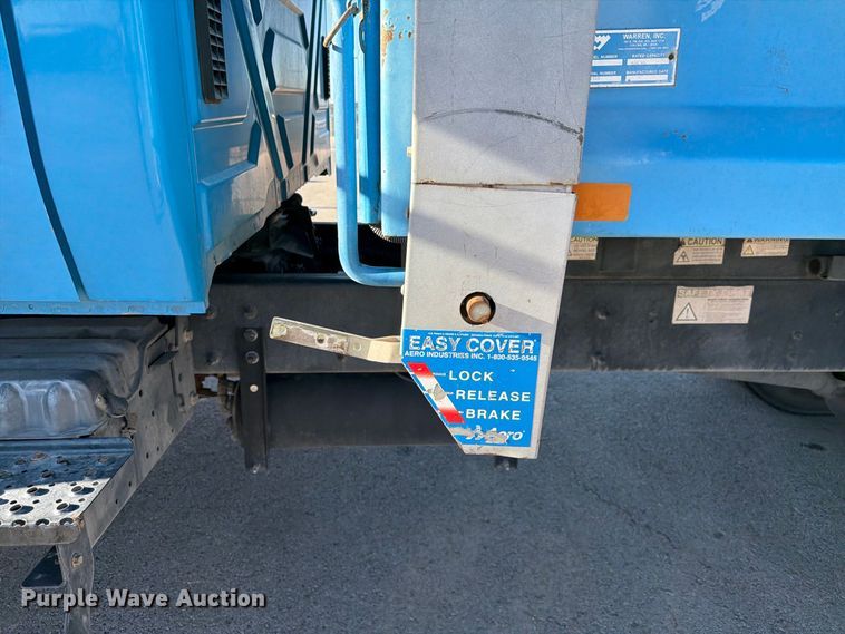 image for item FI2050 2013 International DuraStar 4300 dump truck