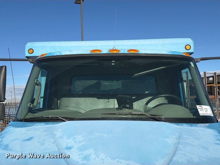 image for item FI2050 2013 International DuraStar 4300 dump truck