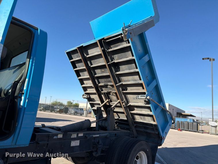 image for item FI2050 2013 International DuraStar 4300 dump truck
