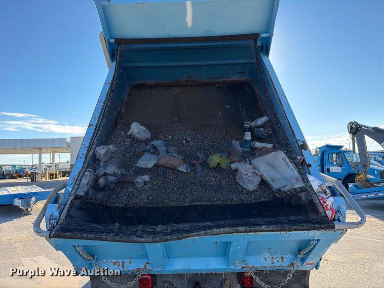 image for item FI2050 2013 International DuraStar 4300 dump truck
