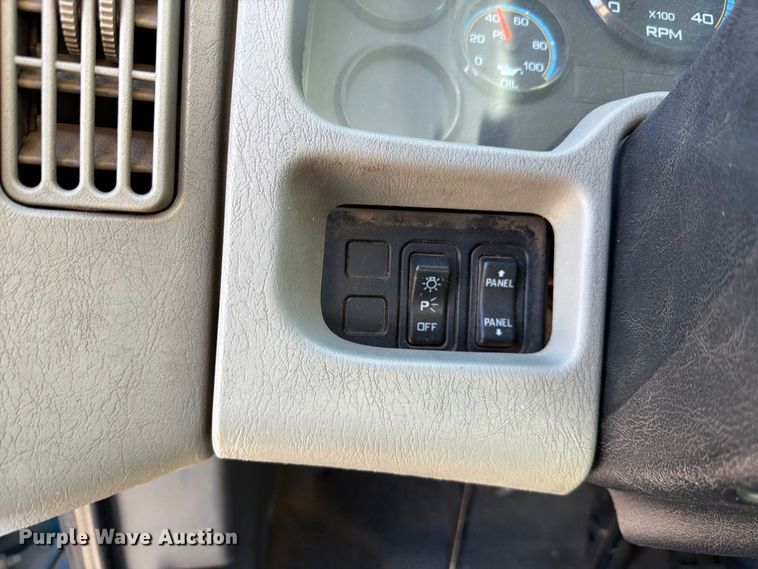 image for item FI2050 2013 International DuraStar 4300 dump truck