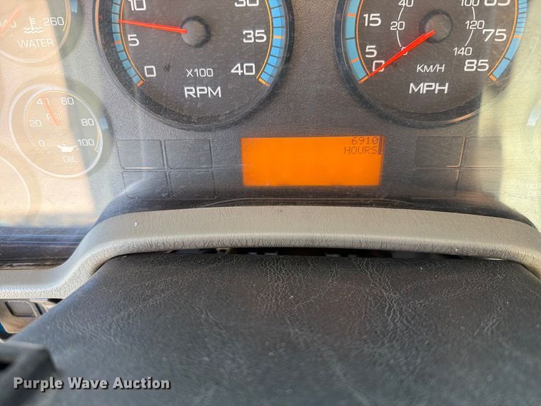 image for item FI2050 2013 International DuraStar 4300 dump truck