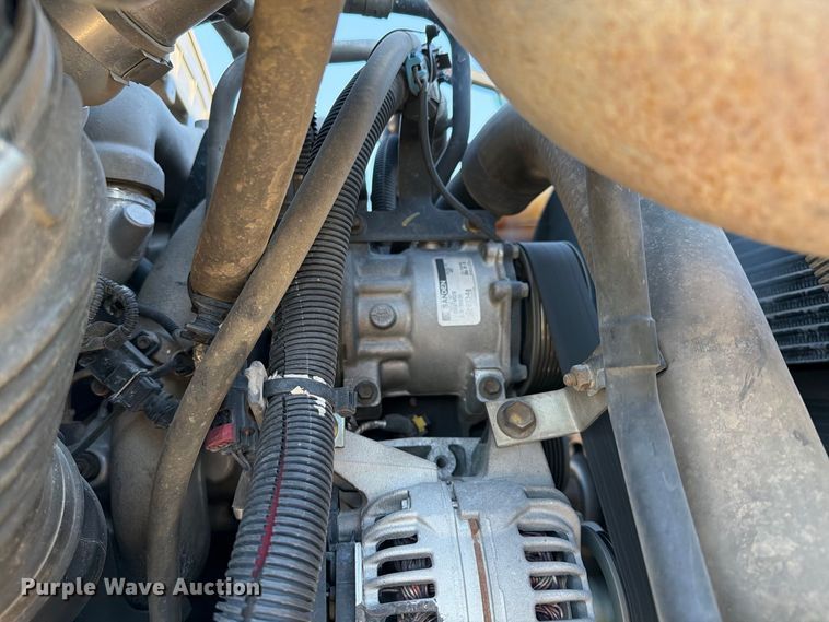 image for item FI2050 2013 International DuraStar 4300 dump truck