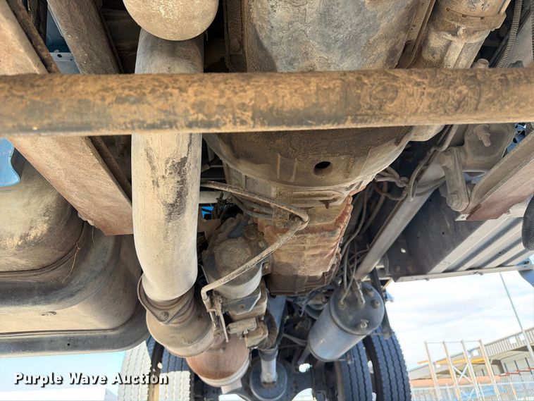 image for item FI2050 2013 International DuraStar 4300 dump truck