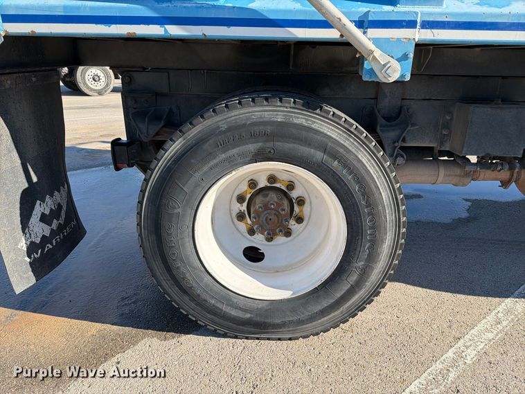 image for item FI2050 2013 International DuraStar 4300 dump truck