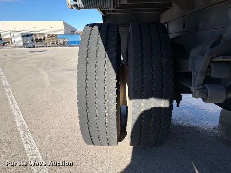 image for item FI2050 2013 International DuraStar 4300 dump truck