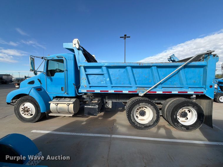 image for item FI2051 2007 Kenworth T300 dump truck