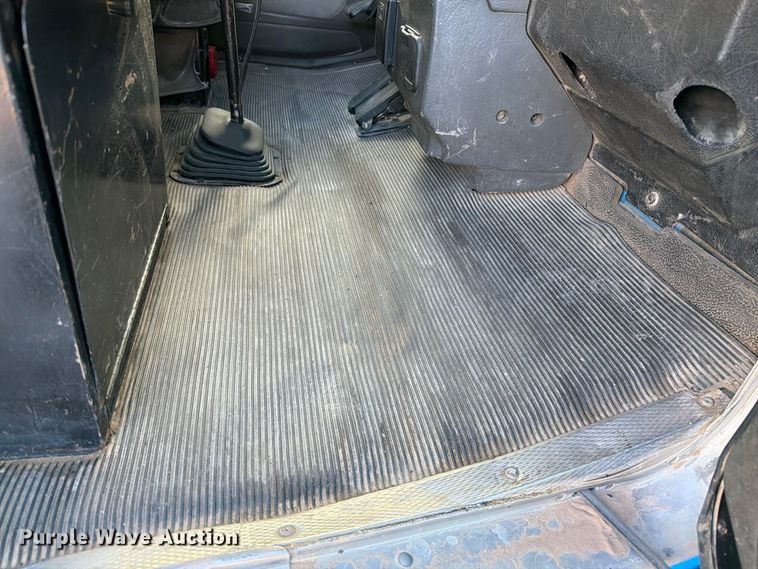 image for item FI2051 2007 Kenworth T300 dump truck