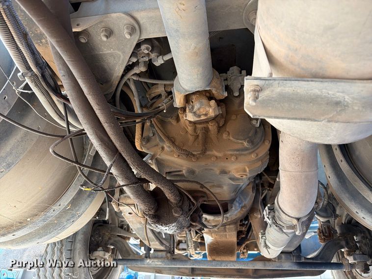 image for item FI2051 2007 Kenworth T300 dump truck