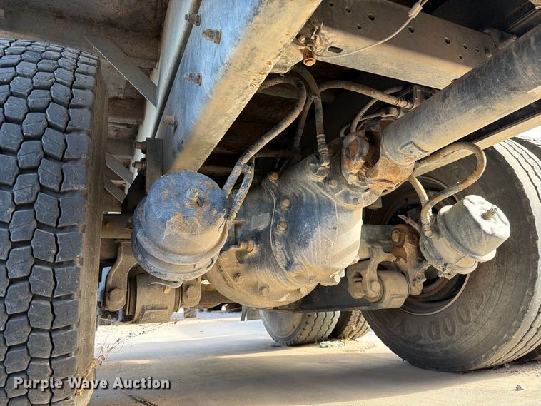 image for item FI2051 2007 Kenworth T300 dump truck