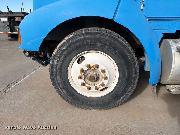 image for item FI2051 2007 Kenworth T300 dump truck