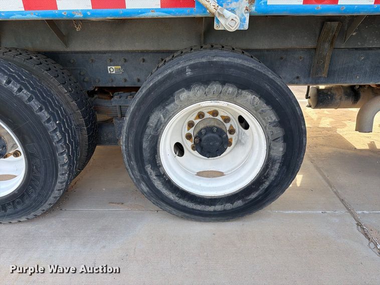 image for item FI2051 2007 Kenworth T300 dump truck