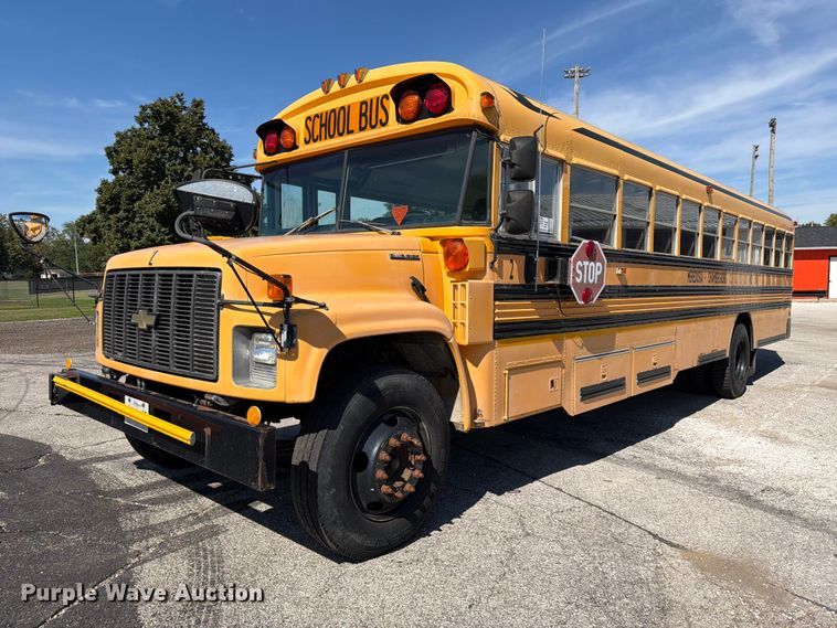 2000 Blue Bird B7 school bus