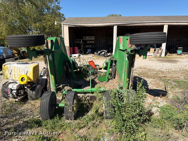 image for item FK3580 John Deere CX15 batwing rotary mower