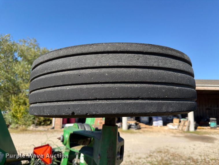 image for item FK3580 John Deere CX15 batwing rotary mower