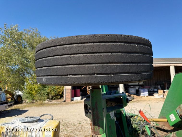 image for item FK3580 John Deere CX15 batwing rotary mower
