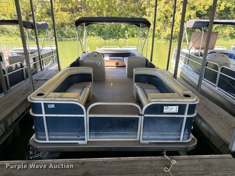 image for item FK3670 2020 PlayCraft  P-2400 pontoon boat