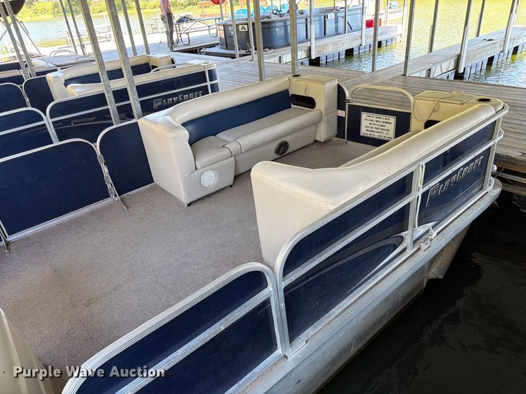 image for item FK3670 2020 PlayCraft  P-2400 pontoon boat