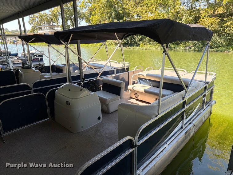 image for item FK3670 2020 PlayCraft  P-2400 pontoon boat