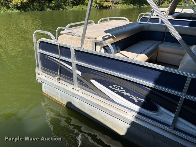 image for item FK3670 2020 PlayCraft  P-2400 pontoon boat