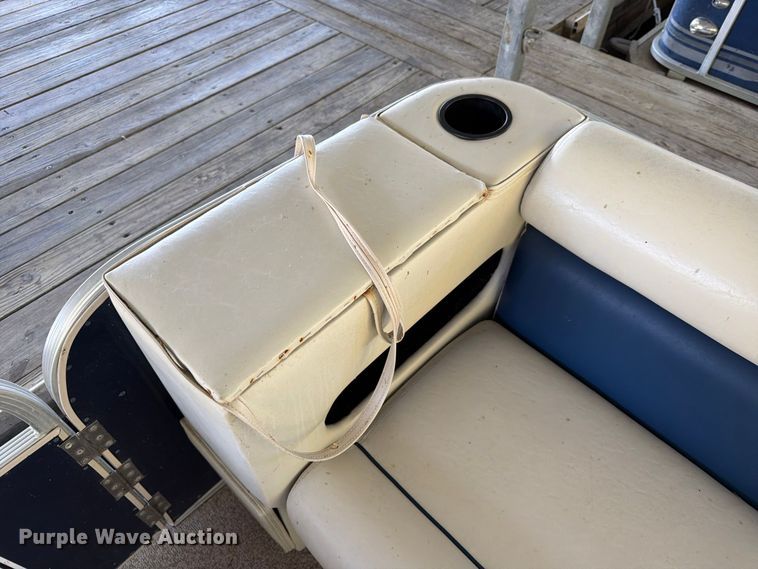 image for item FK3670 2020 PlayCraft  P-2400 pontoon boat