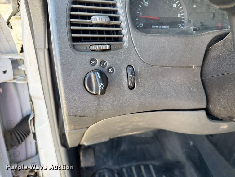 image for item FK3838 2006 Ford Ranger Ext. Cab pickup truck