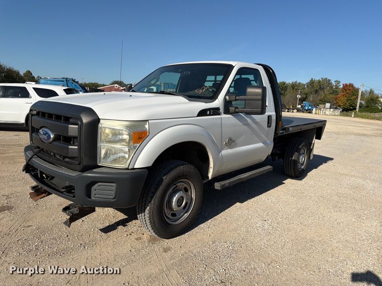 image for item FK3841 2011 Ford F350 Super Duty flatbed pickup truck