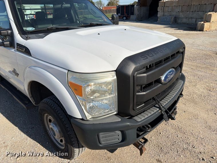 image for item FK3841 2011 Ford F350 Super Duty flatbed pickup truck