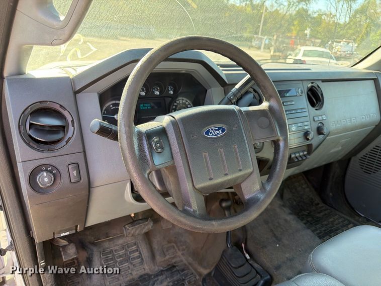 image for item FK3841 2011 Ford F350 Super Duty flatbed pickup truck