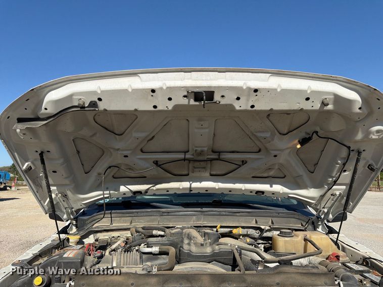 image for item FK3841 2011 Ford F350 Super Duty flatbed pickup truck
