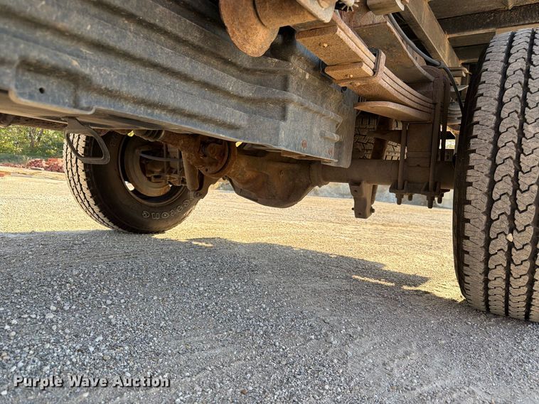 image for item FK3841 2011 Ford F350 Super Duty flatbed pickup truck