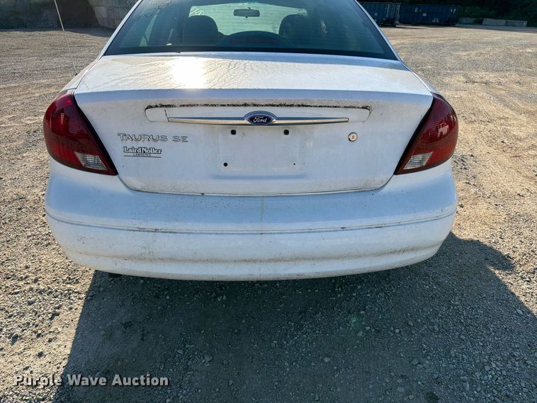 image for item FK3842 2000 Ford Taurus 