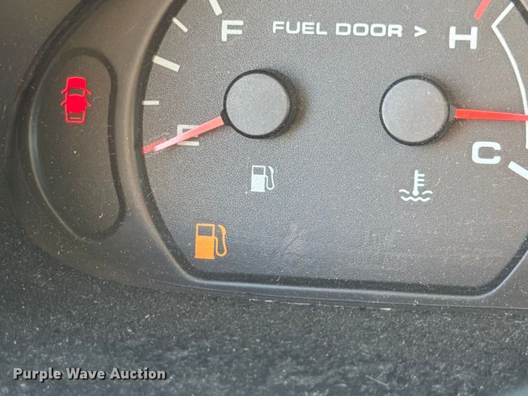 image for item FK3842 2000 Ford Taurus 